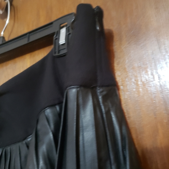 Melissa Mccarthy pleated pleather skirt size 3x - Picture 4 of 4